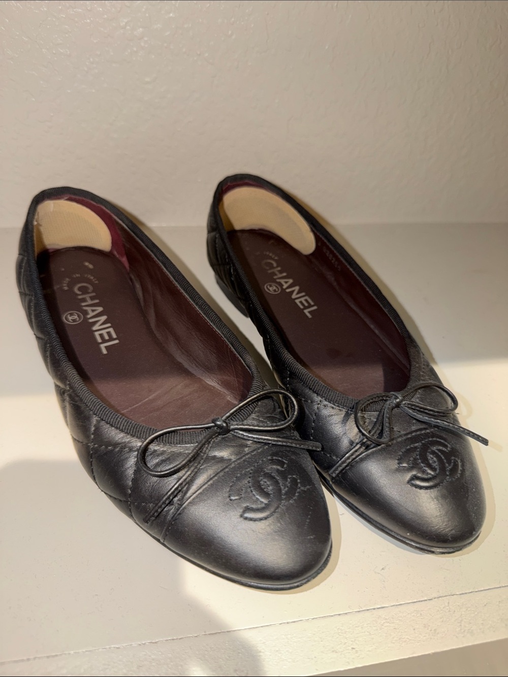 CHANEL Black Quilted Leather Bow Ballet Flats
